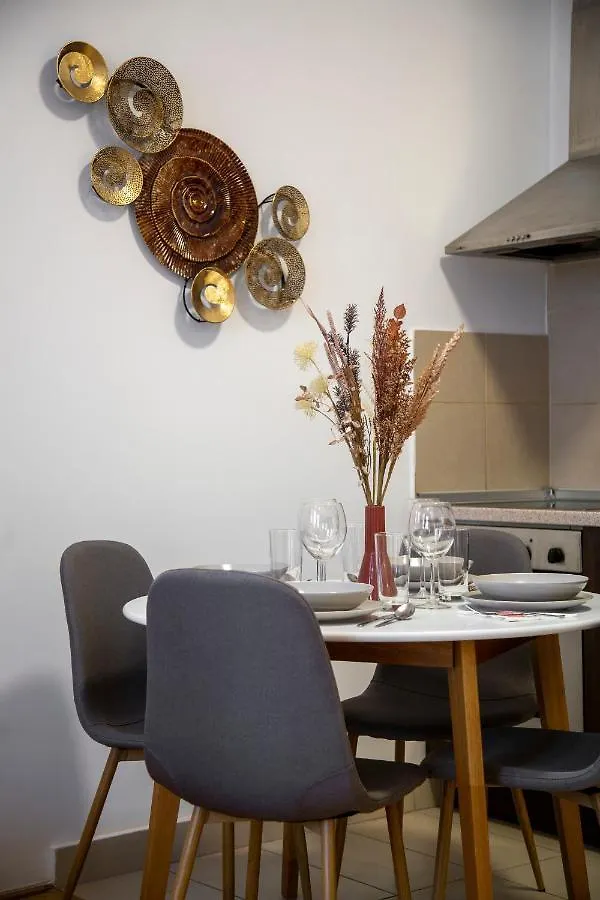 Central Gozsdu Apartment In The Party Street Budapest 0*,  Ungheria